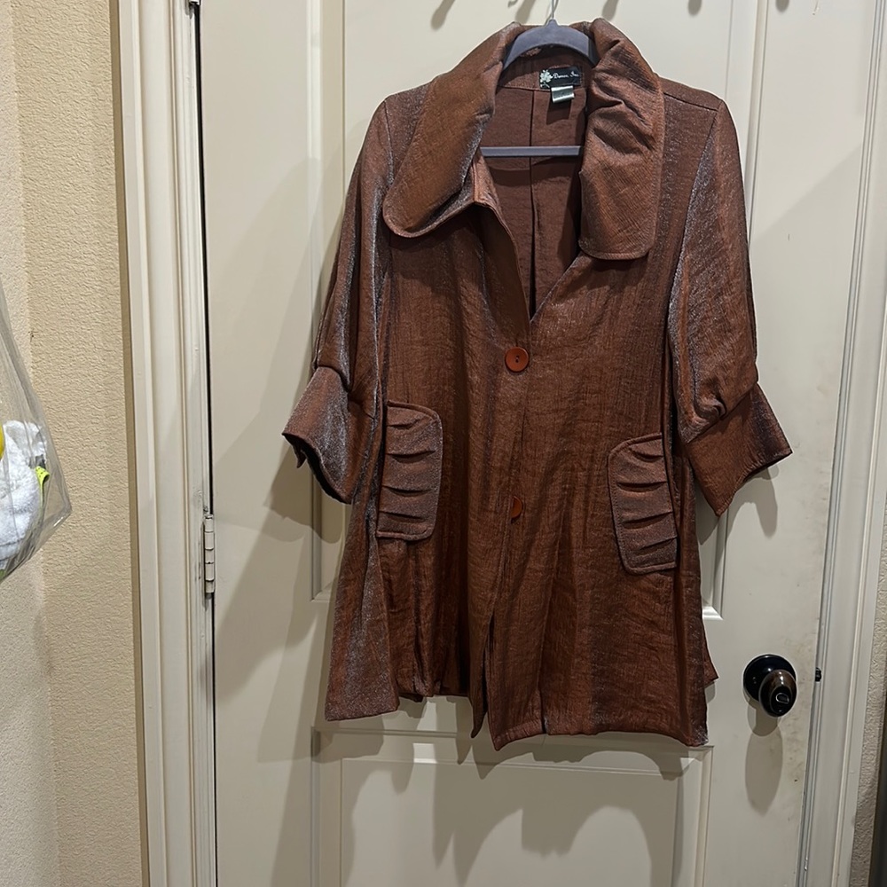 Damee swing jacket top.